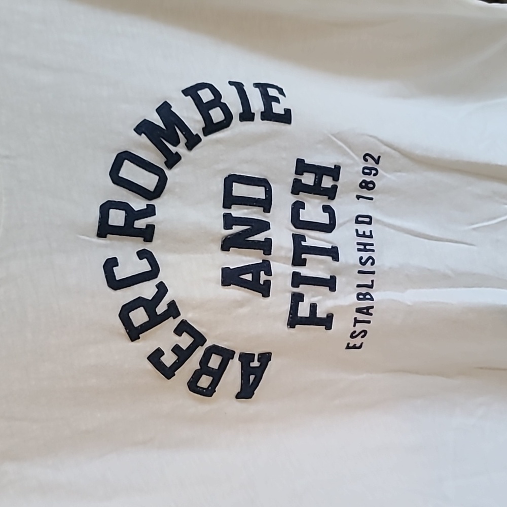 Abercrombie & Fitch White Tee with Navy Logo - Picture 3 of 4